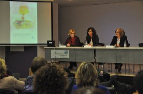 Es presenta el llibre Raras pero interesantes", un recull de vivències de dones afectades de Linfangioleiomiomatosis