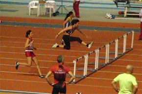 Cristina Mur, del Club Atletisme Cambrils, guanya tres medalles d'or al Campionat d'Espanya Màster