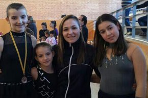 Quatre podis per al CP Cambrils al primer Trofeu d'iniciació de patinatge artístic