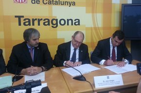 La Generalitat signa l'acord amb BCN World per prioritzar la formació i contractació d'aturats de les comarques tarragonines