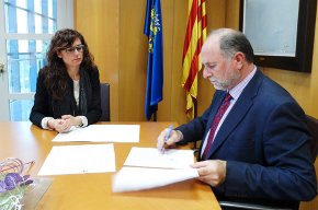 LAjuntament i el Club Nàutic signen un acord per crear un espai de navegació tradicional durant la Fira Marítima de la Costa Daurada