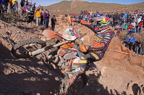 Lideratge d'Ivan Cervantes al Mundial d'Enduro 3