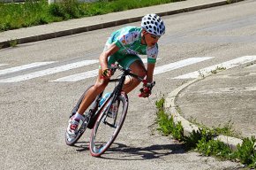 El ciclista cambrilenc Àlex Sánchez guanya una nova cursa de la Copa d'Aragó, a Sabiñánigo