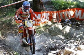 Ivan Cervantes segueix sumant nous podis al campionat del món d'enduro