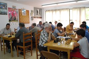 La Unió d'Escacs Cambrils organitza diferents tornejos amistosos 