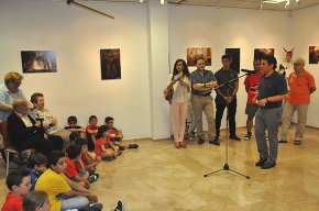 Els Cagarrieres inauguren l'exposició del desè aniversari de la colla