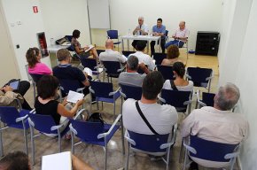 El Capità marítim de Tarragona es reuneix amb els empresaris locals per aclarir dubtes sobre la normativa de costes