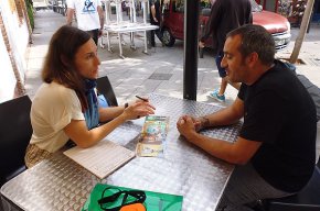 La campanya de recollida selectiva segueix amb les visites informatives a establiments de restauració