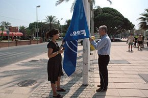 Es presenta la campanya de platges 2006 amb dues banderes blaves per al litoral cambrilenc