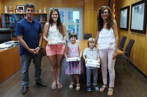 L'alcaldessa i el regidor de Festes reben les pubilles i hereu de Cambrils