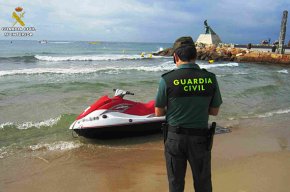 La Guàrdia Civil de Cambrils deté tres turistes francesos pel robatori d'una moto aquàtica a Salou