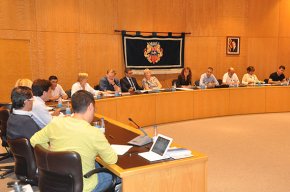El ple aprova inicialment les ordenances fiscals per a l'any 2015