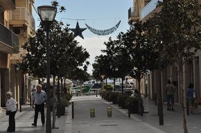 S'instal·len els llums de Nadal