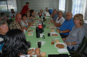 Trobada de germanor dels veïns del barri de la Llosa per la festivitat del Pilar