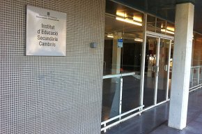Més del 90% dels alumnes cambrilencs se sumen a la vaga contra la reforma educativa