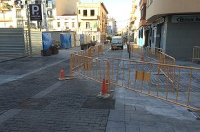 Talls de circulació al carrer de Pau Casals per larranjament de laccés a la plaça del Pòsit