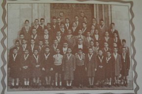 Els cambrilencs i cambrilenques nascuts el 1944 fan una crida per a preparar la festa dels 70 anys