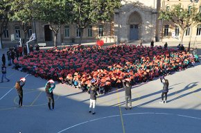 El col·legi Cardenal Vidal i Barraquer batega amb la Marató de TV3
