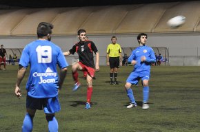 Ple de derrotes dels equips de futbol