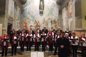 Recital de nadales del Cor Les Veus del Casal a la parròquia de Santa Maria