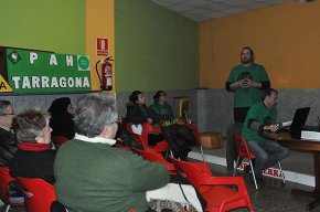 Rosa M. Rodríguez (PAH Tarragona): "Els afectats no poden venir derrotats, han de venir enfadats"