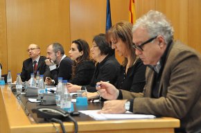 Els grups de l'oposició critiquen la política de personal de l'equip de govern