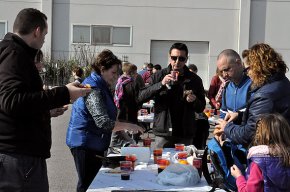 L'Associació Cambrils Solidari Tots Plegats organitza la seva tercera calçotada solidària