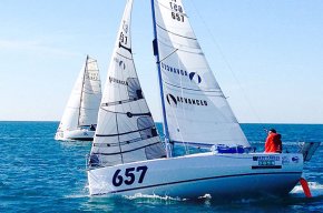 Marc Miró i Guillermo Cañardo del CN Cambrils competeixen a la regata frances Mini Golfe, en aigües de Montpellier
