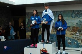 Leandre Garcia i Míriam Oliva del CN Cambrils, primer i segona al Trofeu Emili Lledó d'Arenys de Mar