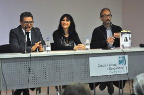 Cari Ariño: "'El batec del temps' és una novel·la costumista, l'heroïcitat del dia a dia"