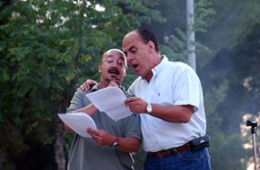 El pregó dels humoristes Mariano i Miguel, veïns del barri, van engegar les festes de Vilafortuny