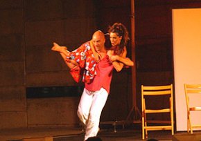 El Parc del Pescador acull l'espectacle de dansa "Camins i corriols a Cambrils" de la companyia Factoria Mascaró