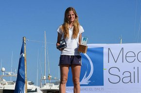Cristina Garcia del CN Cambrils, guanyadora absoluta de la MedSailing del Balís