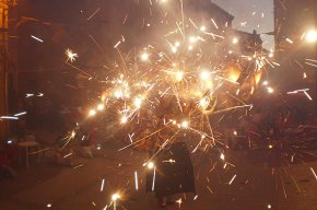 Actuació dels Diables Cagarrieres de Cambrils a la festa de la Germandat de Vandellòs
