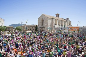 Una setantena d'escoltes cambrilencs participen a La Bajoca 2015, la trobada general de la demarcació amb més de 800 participants