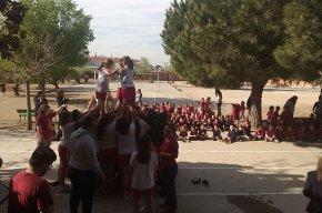 Més de 2.300 escolars participen a l'escola de castells dels Xiquets de Cambrils