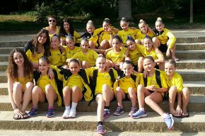 Sincro Valfagó Salou, amb un grup de xiquetes cambrilenques, disputa el campionat de Catalunya de natació sincronitzada