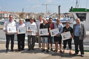 La Confraria de Pescadors premia els deu restaurants que compren peix a la llotja