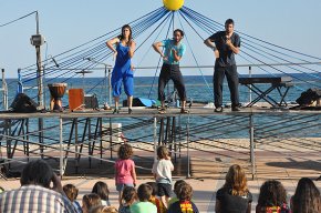 Animació infantil al passeig de les Palmeres amb l'espectacle "Rocu i el mar invisible"