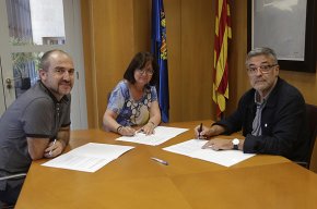 LAjuntament signa un conveni amb la Fundació Desenvolupament Comunitari 