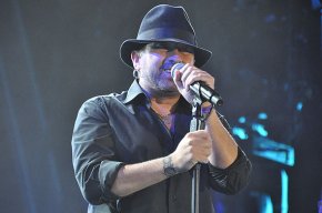 El Barrio fa vibrar el públic amb el seu estil flamenc, pop i rock andalús