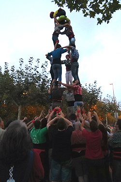 Assaig extraordinari dels Xiquets de Cambrils abans de la diada castellera de la Festa Major