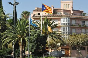 El PSC també reclama la retirada de les estelades dels espais públics del municipi