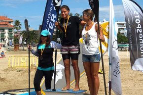 La cambrilenca Marta Bautista, primera en la 4a prova del Circuit Català de SUP, disputada a Cambrils