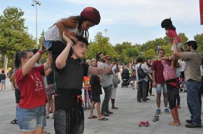 Tarda de tallers infantils per descobrir els elements del seguici festiu