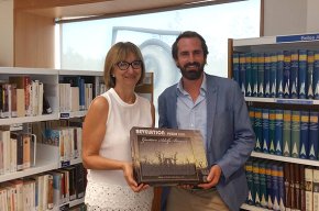 La marca cambrilenca RevelationPuzzles dóna una edició de puzles literaris a la Biblioteca Municipal