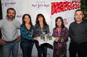 L'associació Cambrils Solidari rep una donació econòmica de Moraima Restaurant