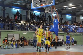El CB Cambrils guanya al líder, el CB Vila-seca, i es col·loca tercer de grup