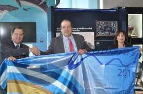 Les platges de lArenal i del Torn de lHospitalet reben el premi Bandera Ecoplayas 2015