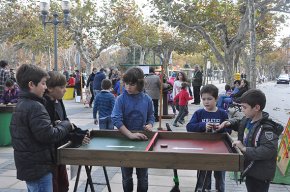 Jocs de fusta per a tota la família al passeig d'Albert